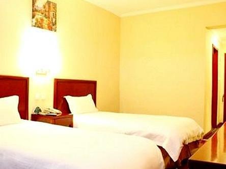 Greentree Inn Shandong Qingdao Railway Station Zhanqiao Yacht Wharf Express エクステリア 写真